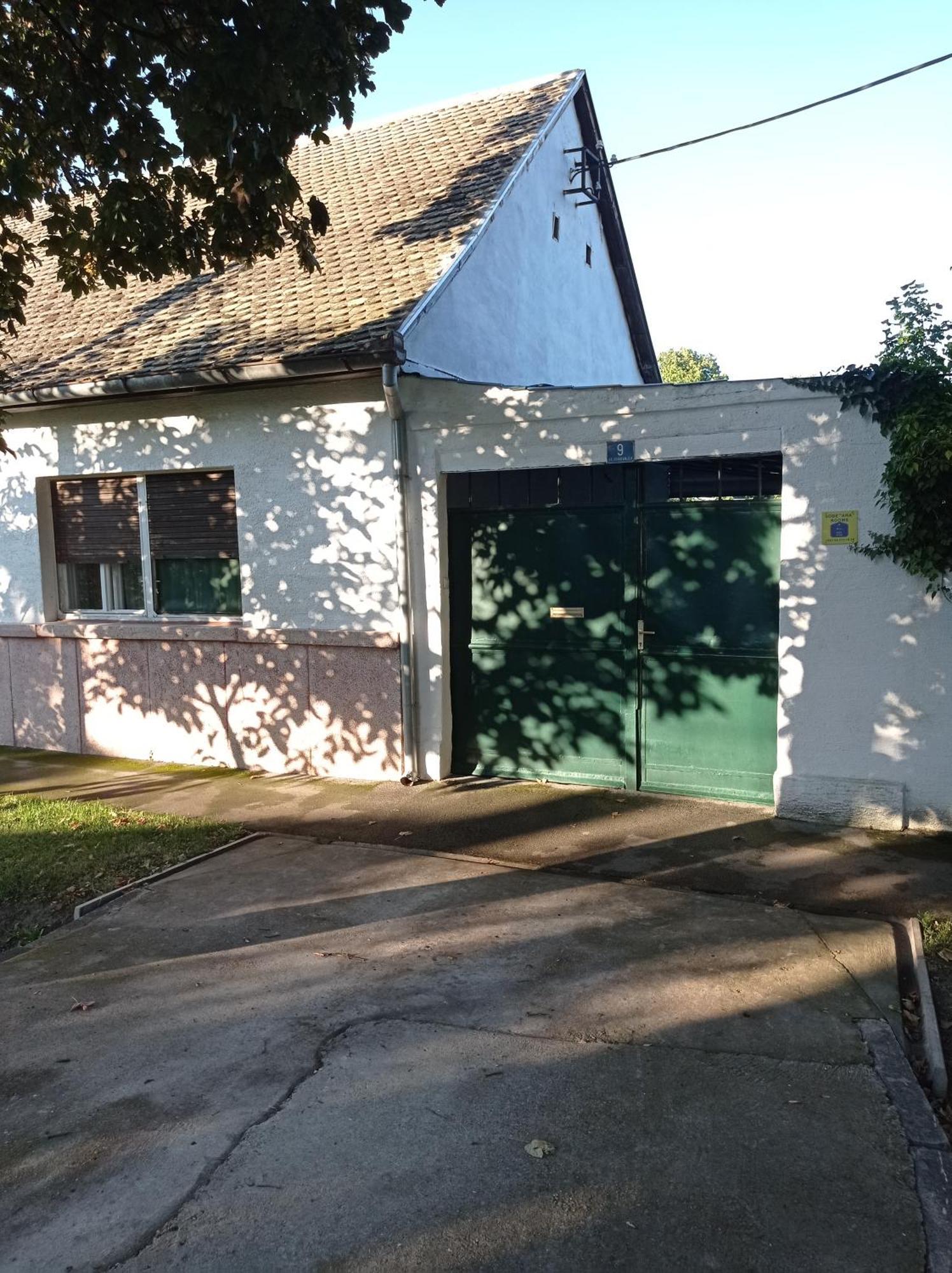 Sobe Ana Lägenhet Sombor Exteriör bild